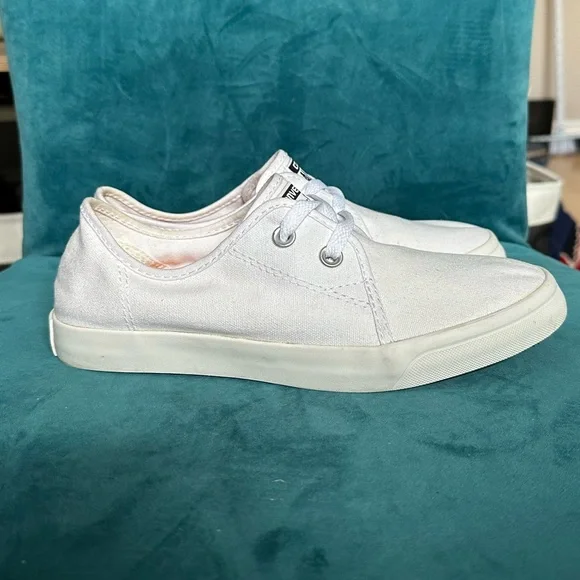 Converse Unisex Soft Canvas Sneakers - Women’s 7.5/Men’s 6 - Picture 6 of 9